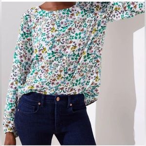 EUC Loft Micro floral draped sleeves blouse size Large‎